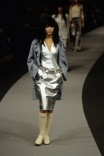 Look 8